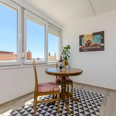Apartament Ana Okrug Gornji