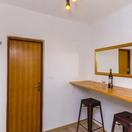 Ana Apartament *