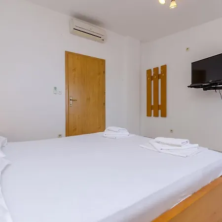Apartament Ana Okrug Gornji