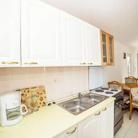 Apartament Ana Okrug Gornji