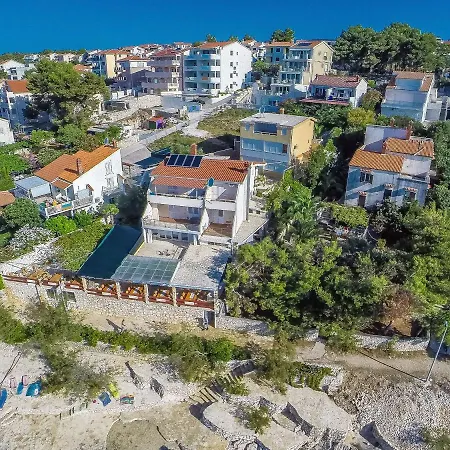 Apartament Ana Okrug Gornji