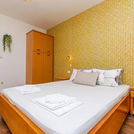 Ana Apartament *